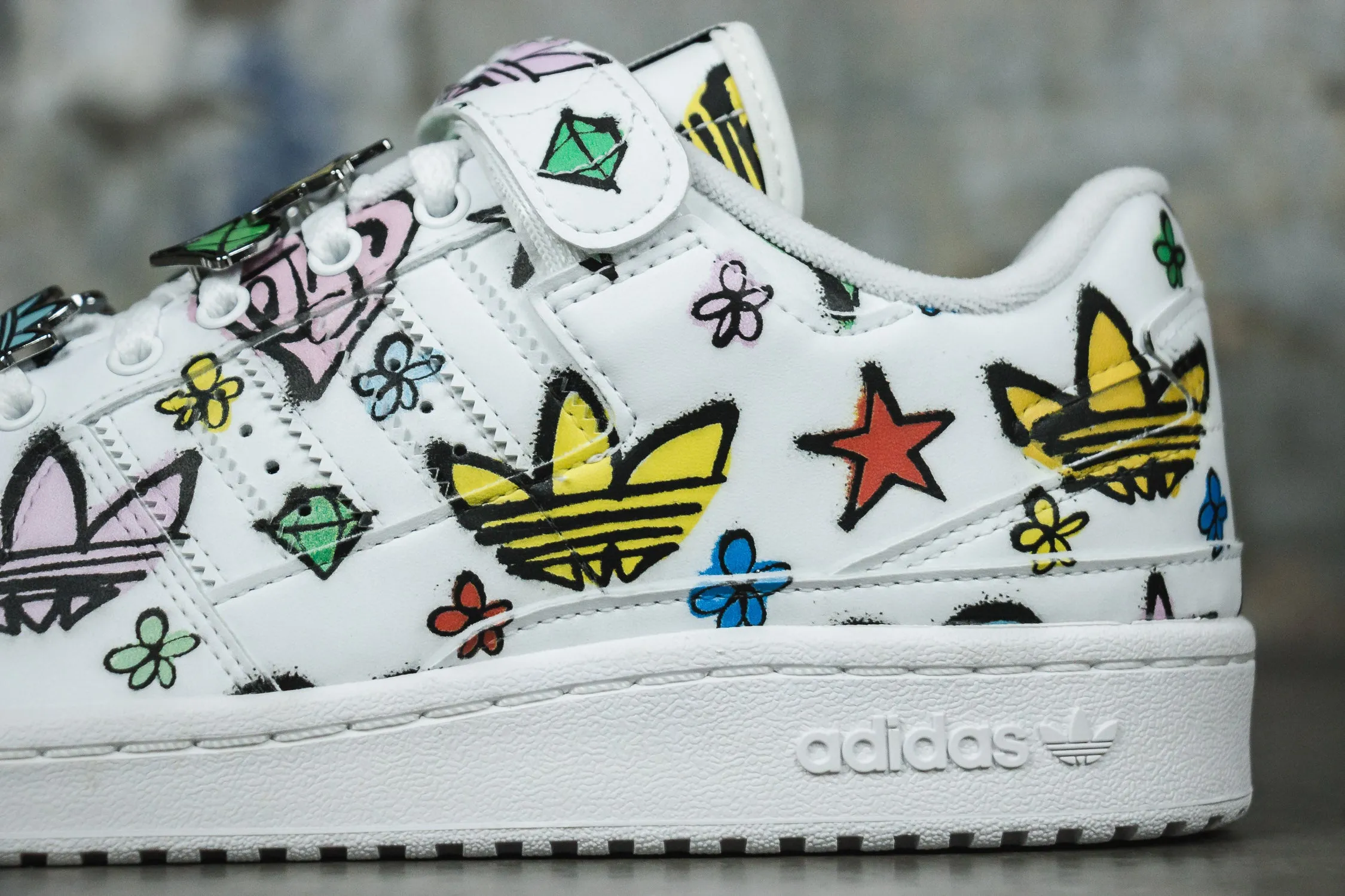 adidas Forum 84 Low x Jeremy Scott "Monogram Graffiti"