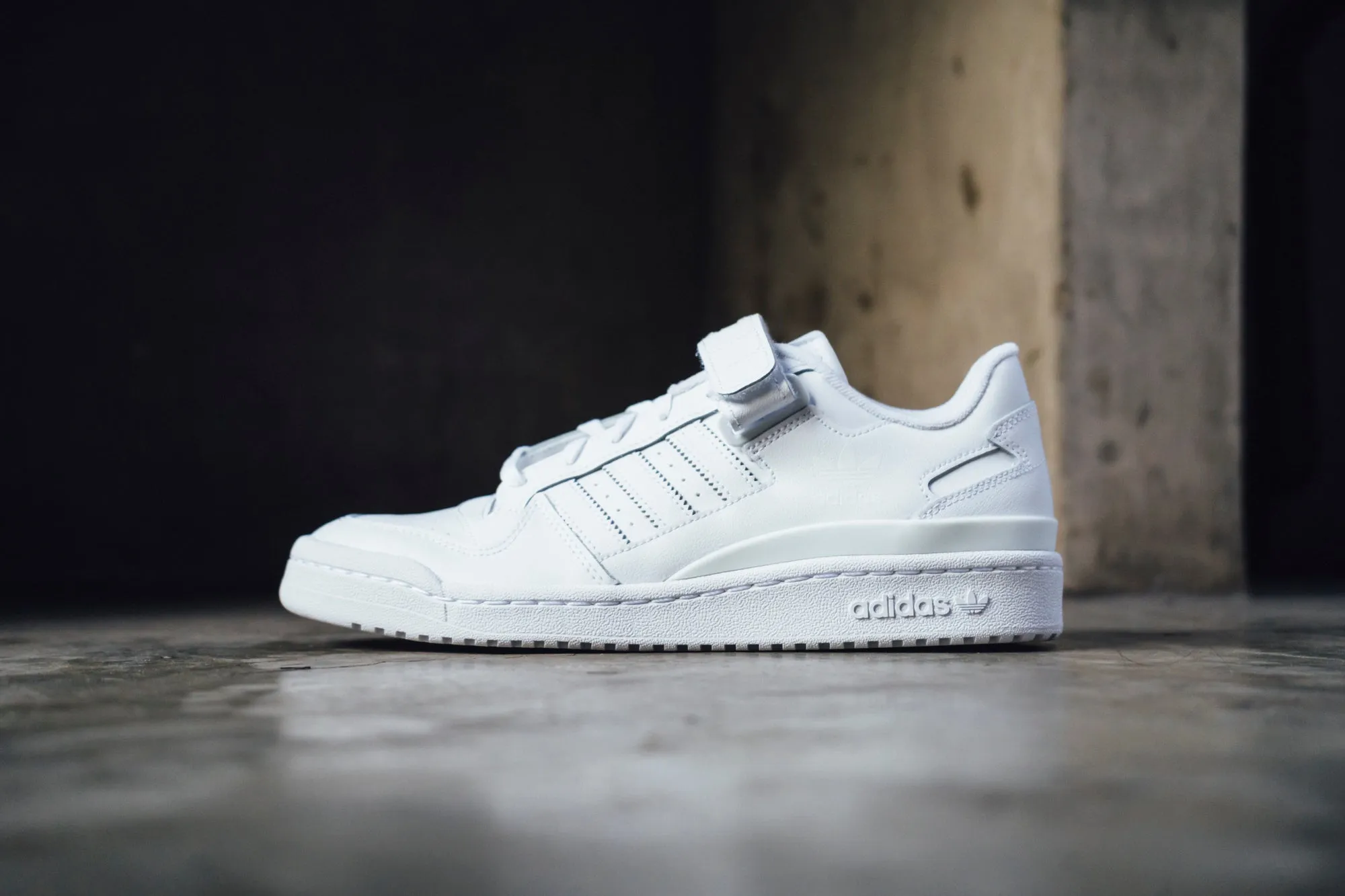 adidas Forum Lo "Triple White"