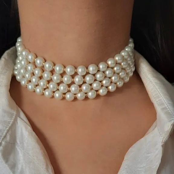 Estele - Classic White Pearl Four Line Universal Choker