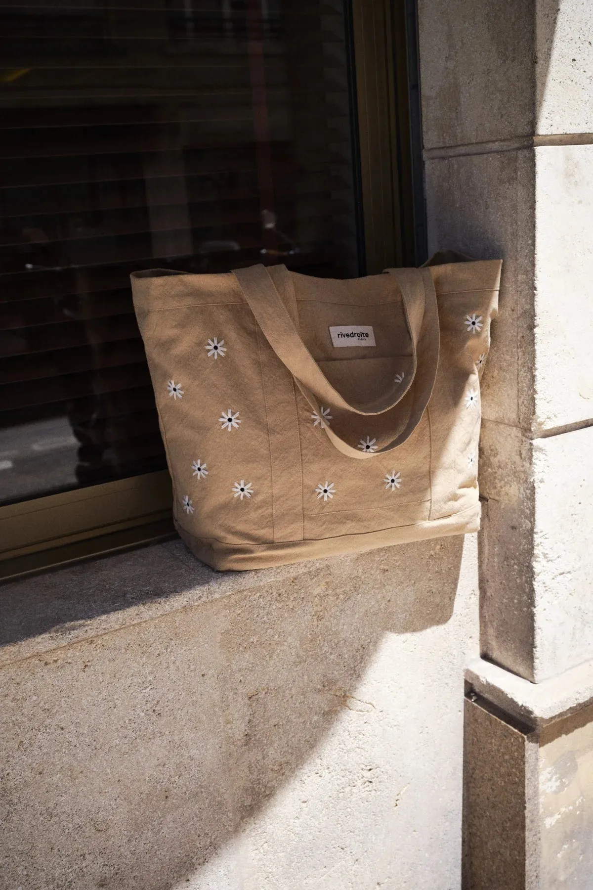 Rivedroit Amelot Tote Bag Beige Daisy