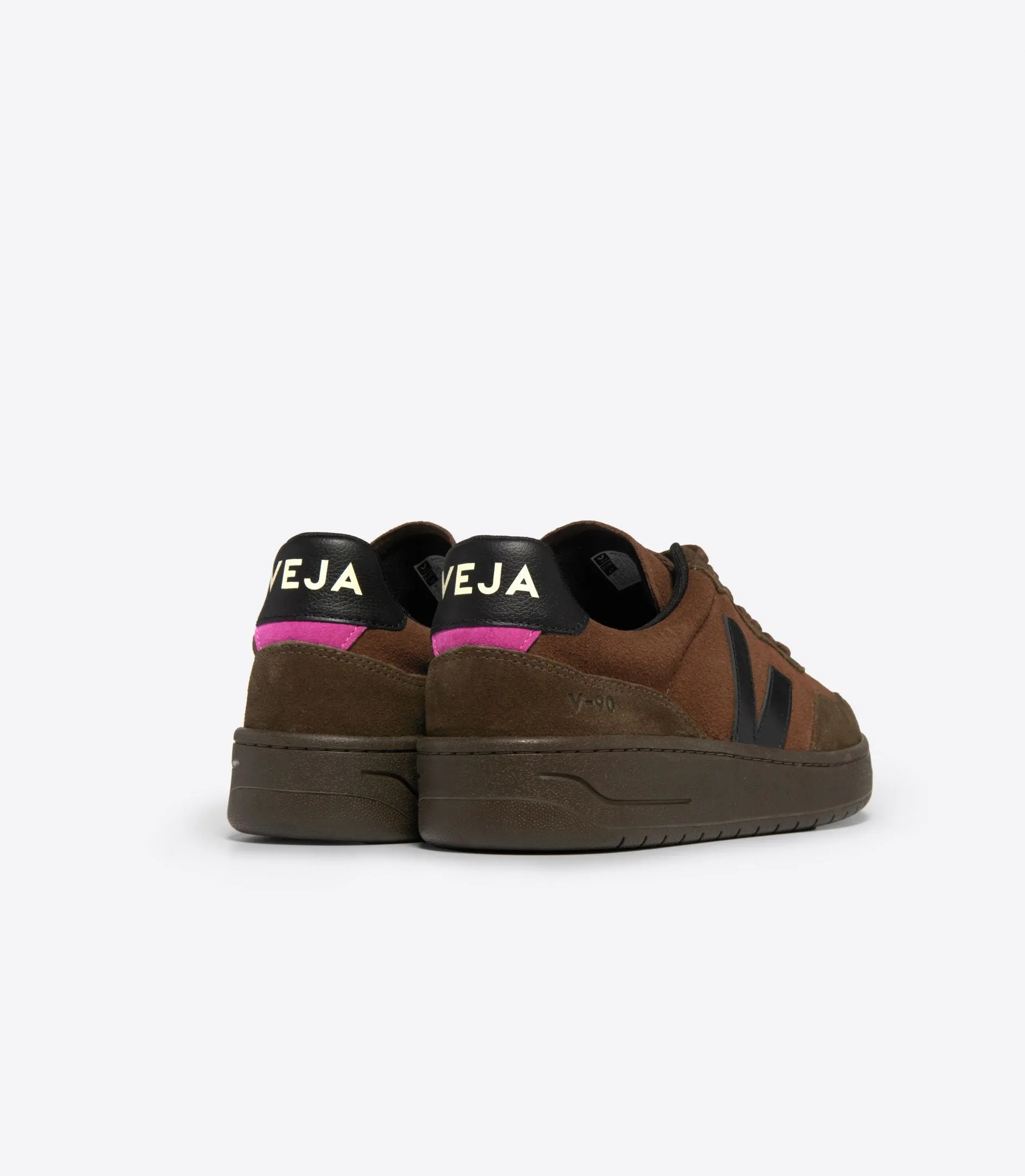 Veja V90 Suede Walnut / Black