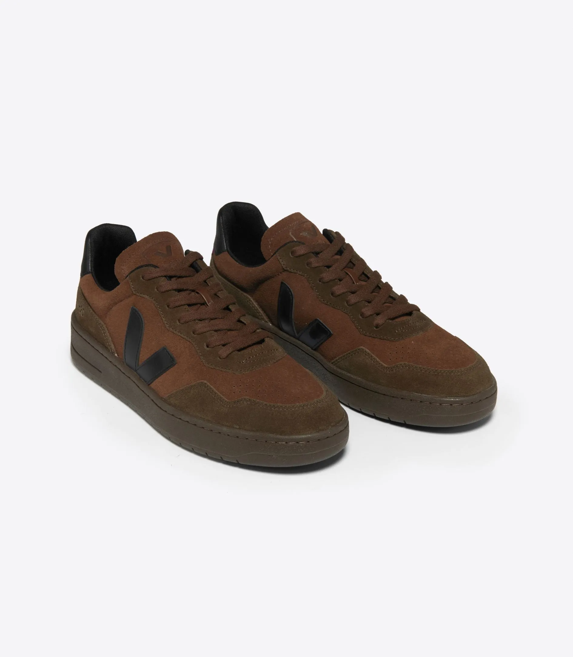 Veja V90 Suede Walnut / Black