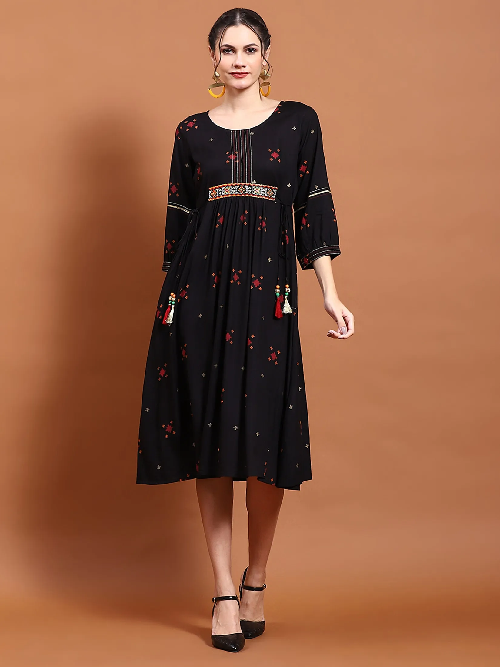 Women Black Geometric Print Dress