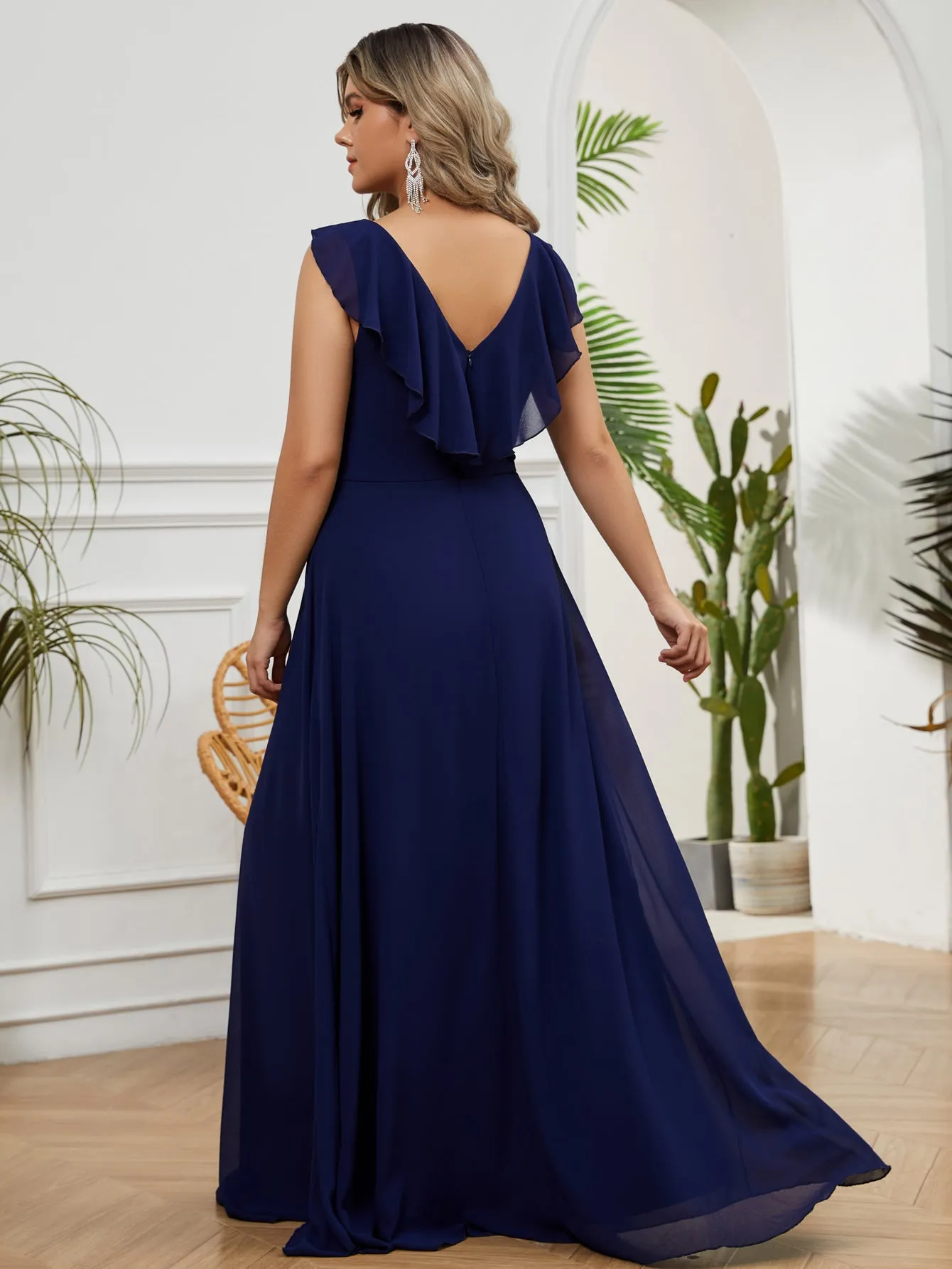 Women Plus Size Ruffle V-neck Chiffon Bridesmaid Dresses